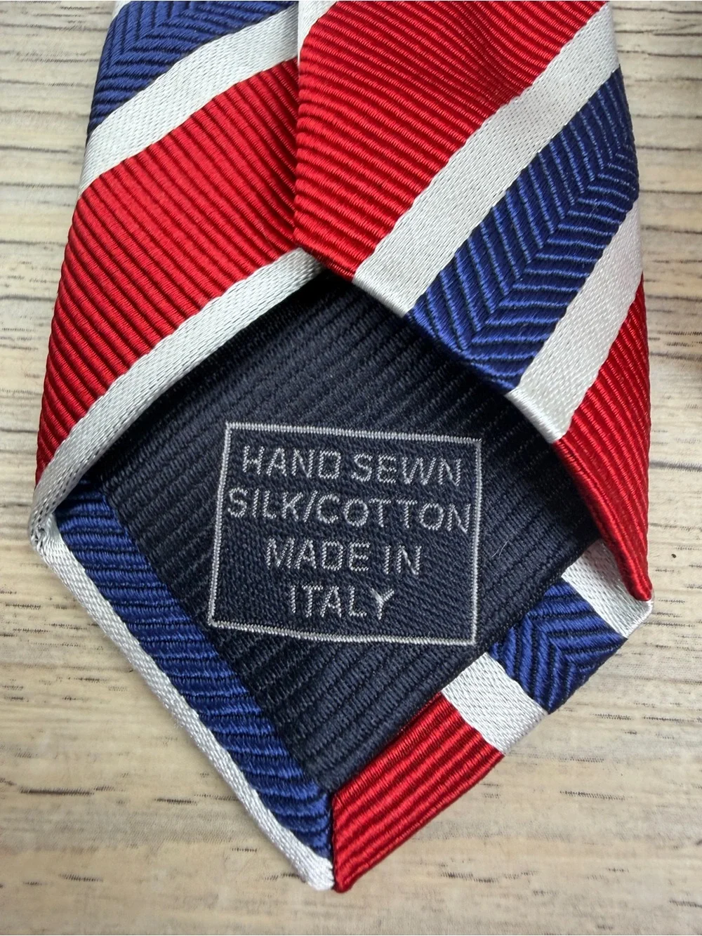 Robert Jensen 100% Silk Tie Red, White and Blue Striped Made in Italy 58